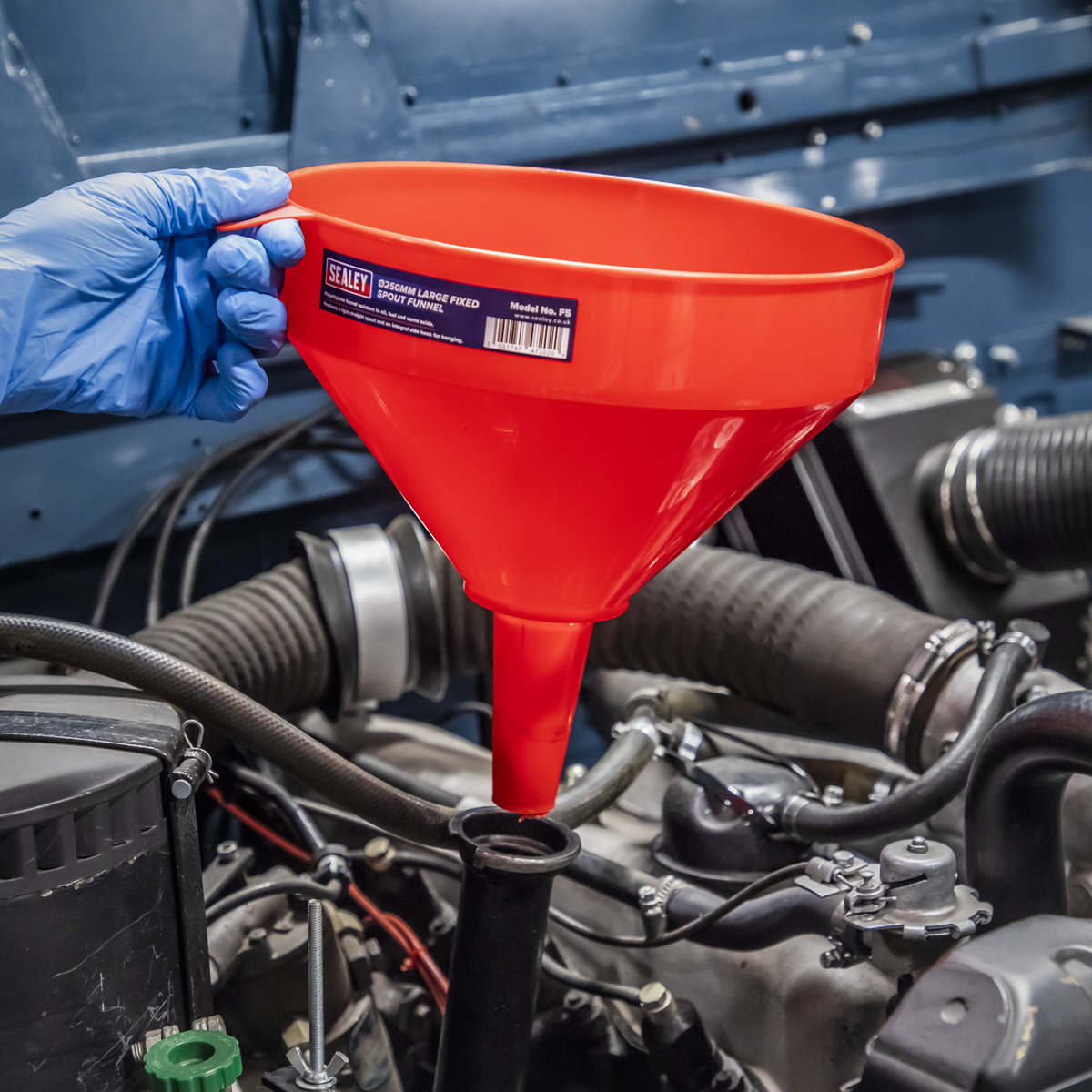 Fixed Spout Funnel 250mm - Large F5