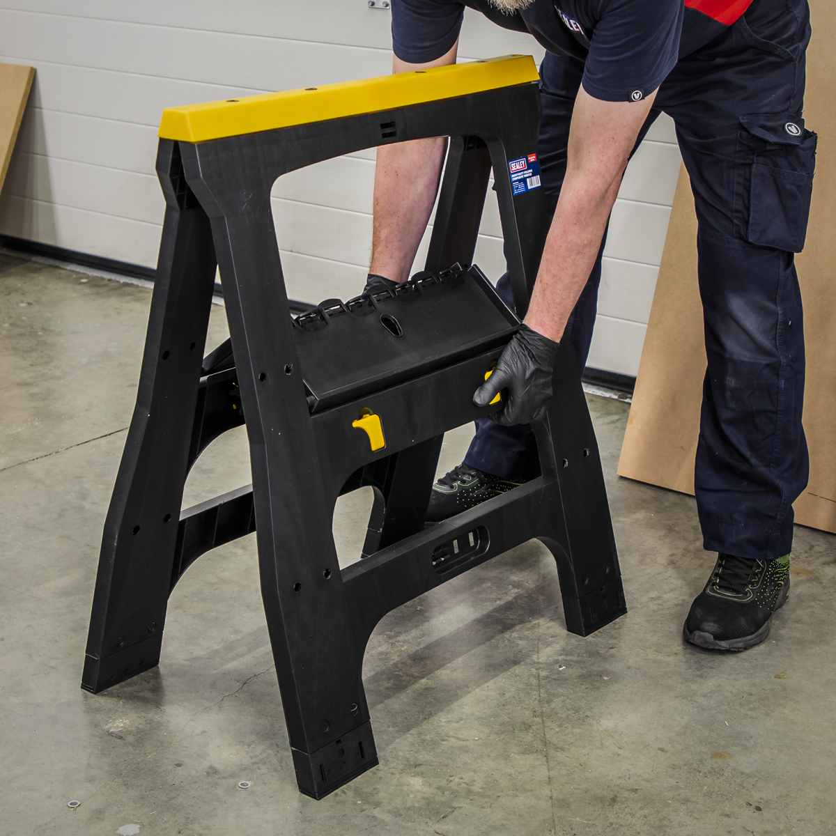 Heavy-Duty Folding Composite Trestles FDT42