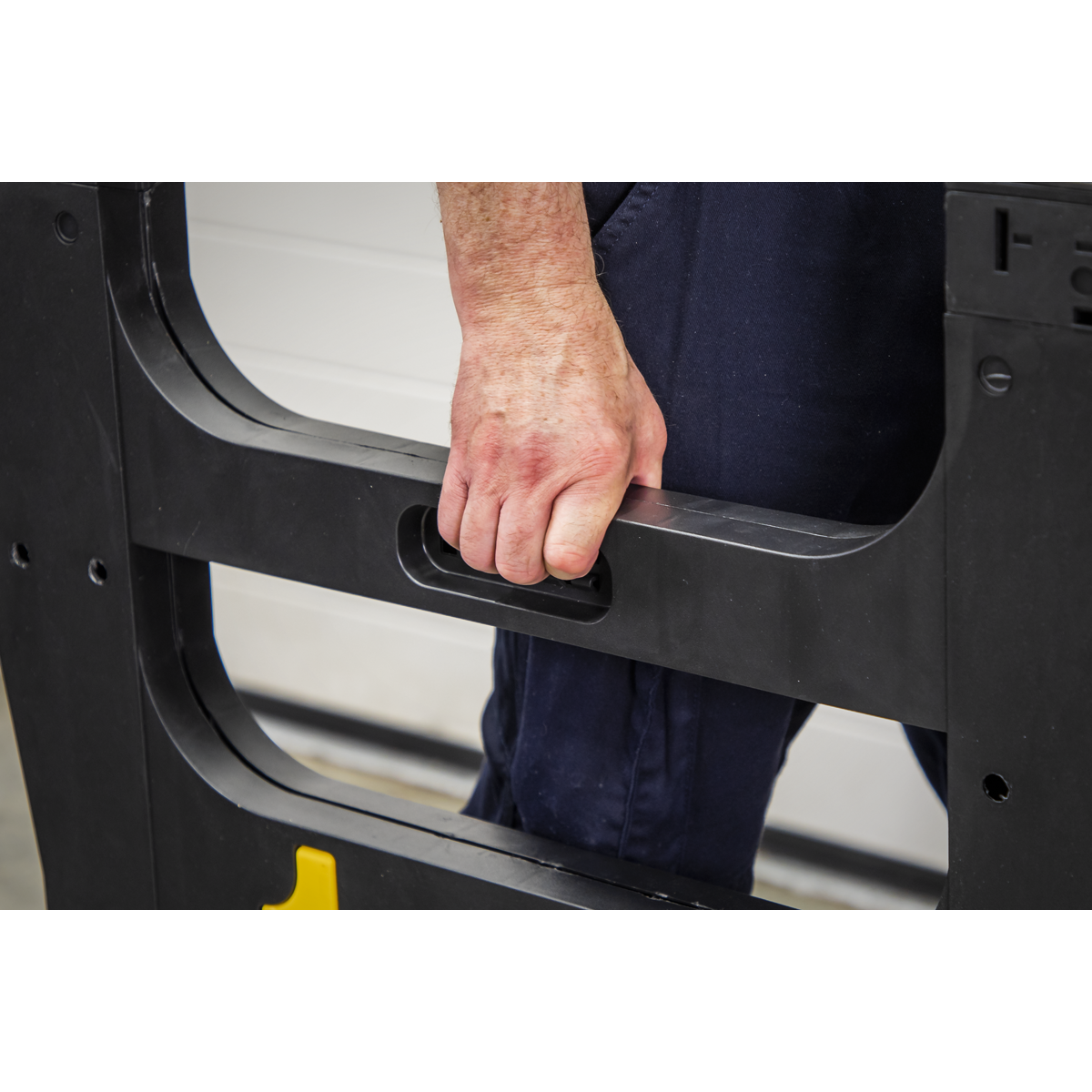 Heavy-Duty Folding Composite Trestle FDT4