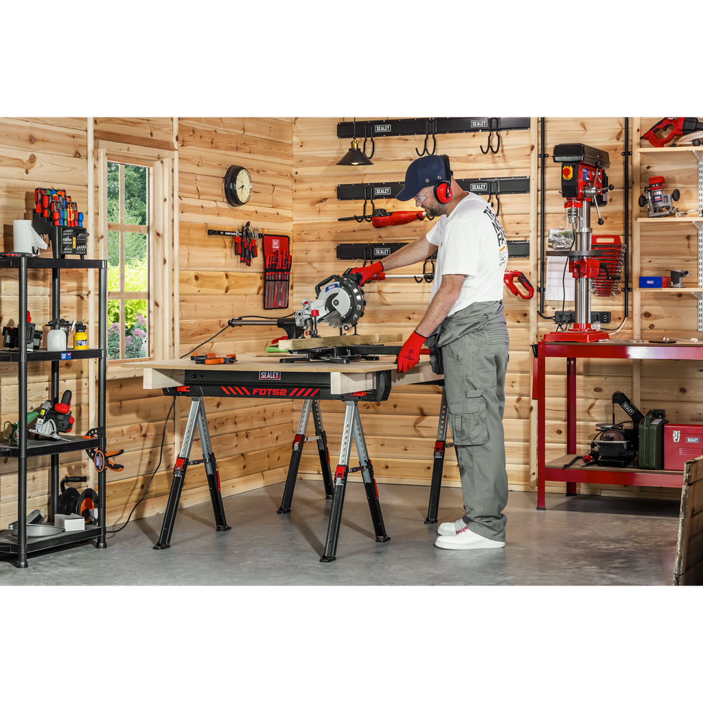 Adjustable Sawhorse Set 2pc FDT52