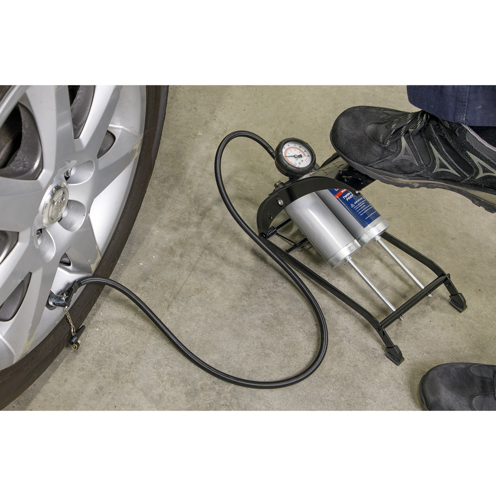 Twin Barrel Foot Pump FP4