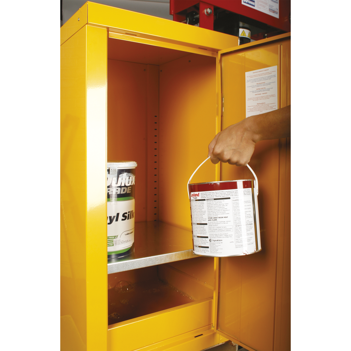 Hazardous Substance Cabinet 460 x 460 x 900mm FSC04