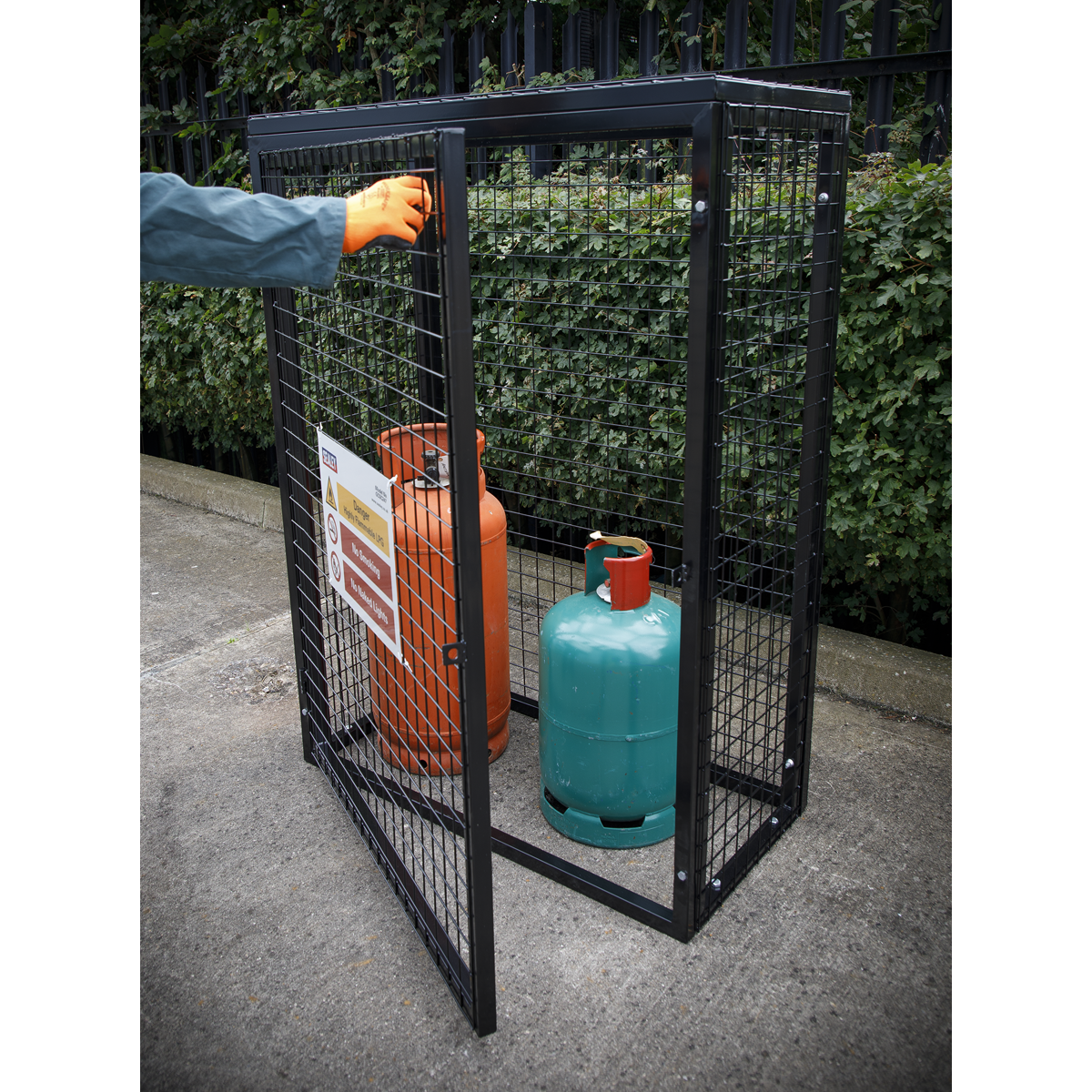 Gas Cylinder Safety Cage - 2 x 47kg GCSC247