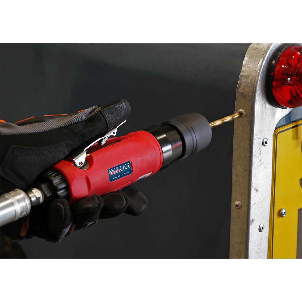 Straight Air Drill with Keyless Chuck 10mm GSA232