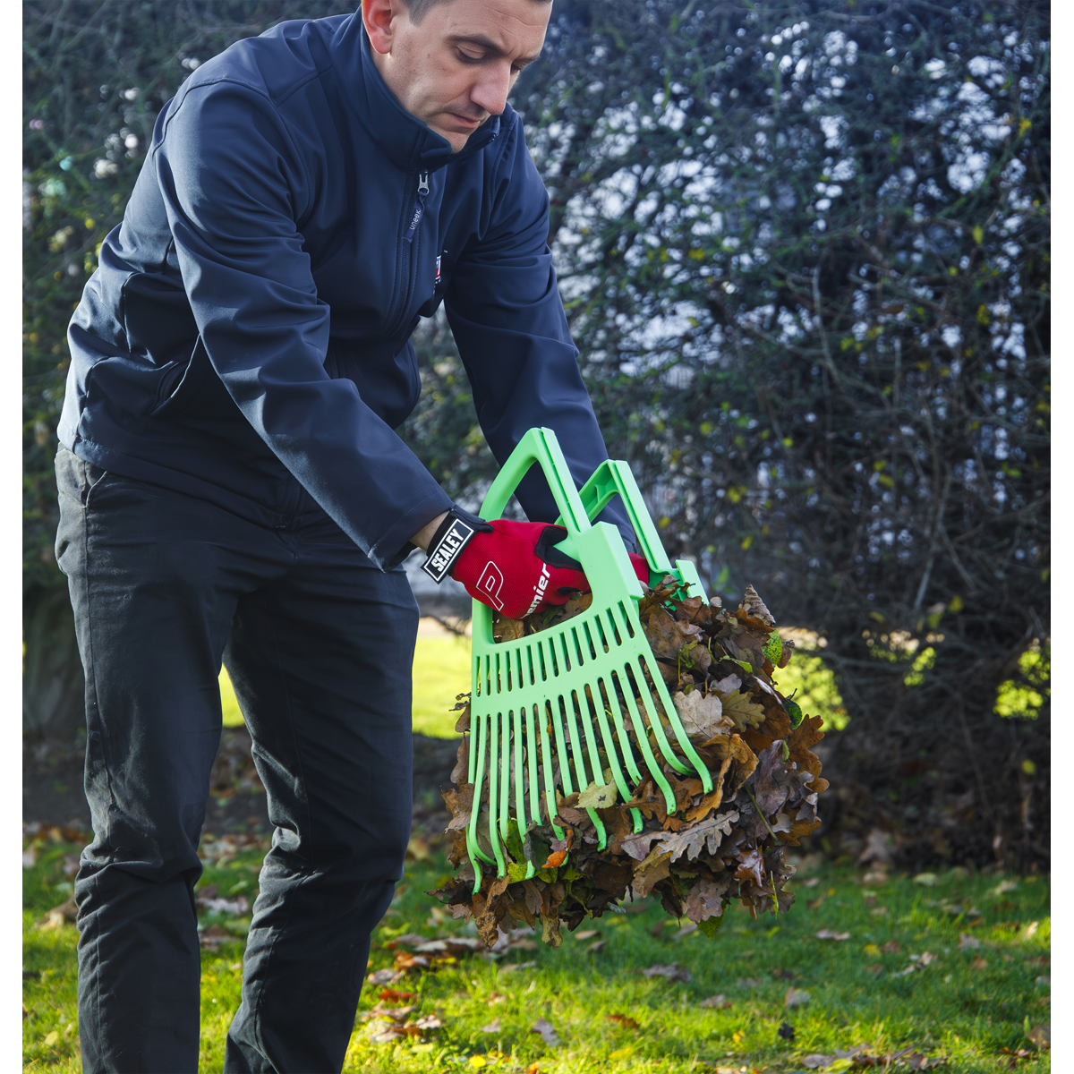 2-in-1 Rake & Leaf Grabber GTLG2
