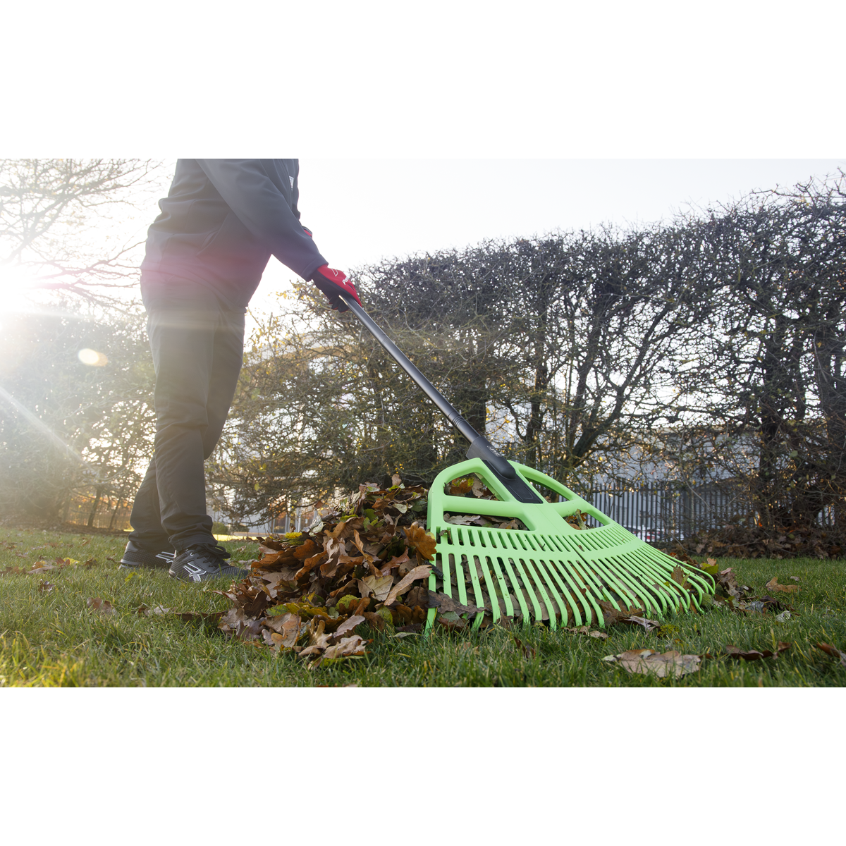 2-in-1 Rake & Leaf Grabber GTLG2