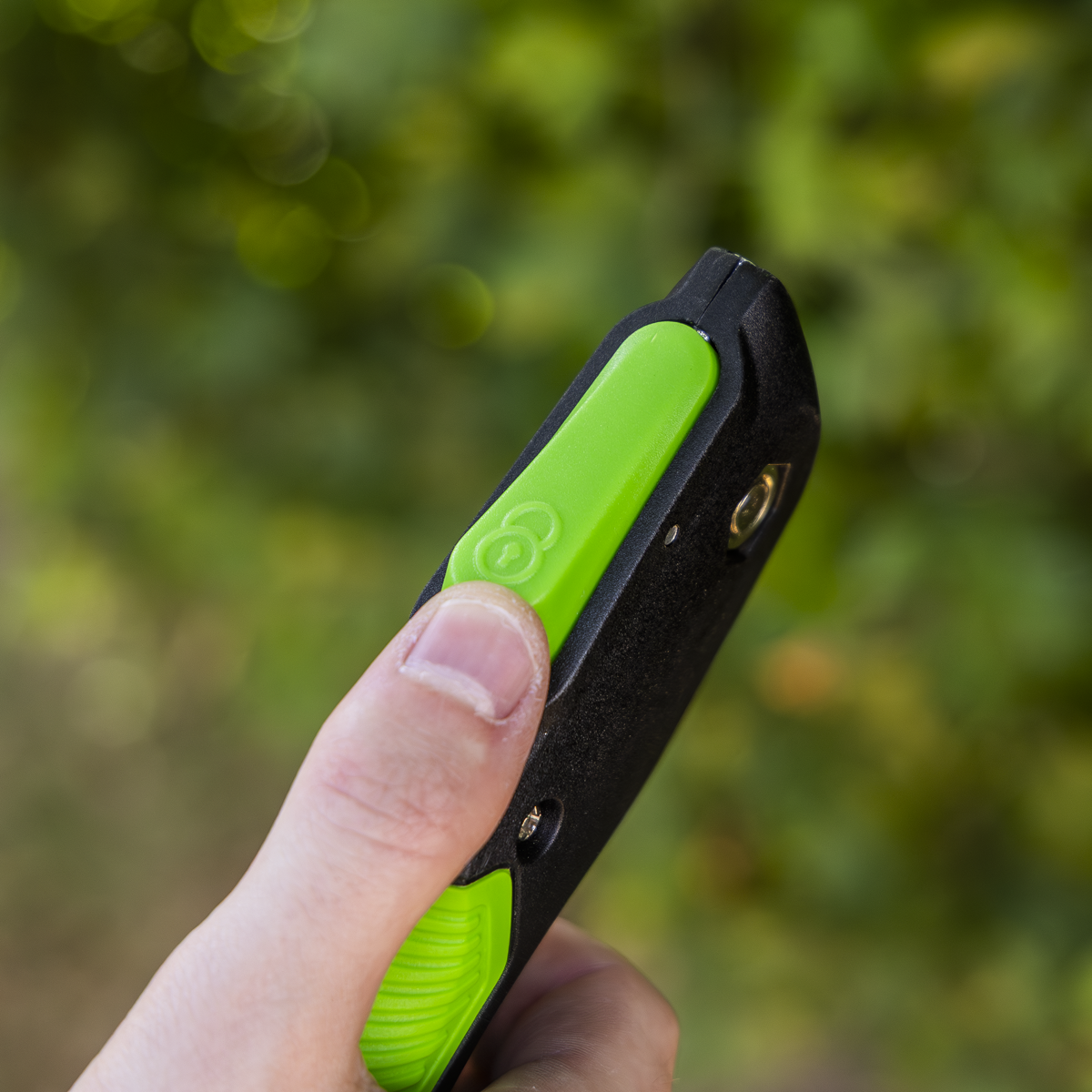 Folding Pruning Saw with Soft Grip Handle, 2 Cutting Positions & Carbon Steel Blade GTSG006