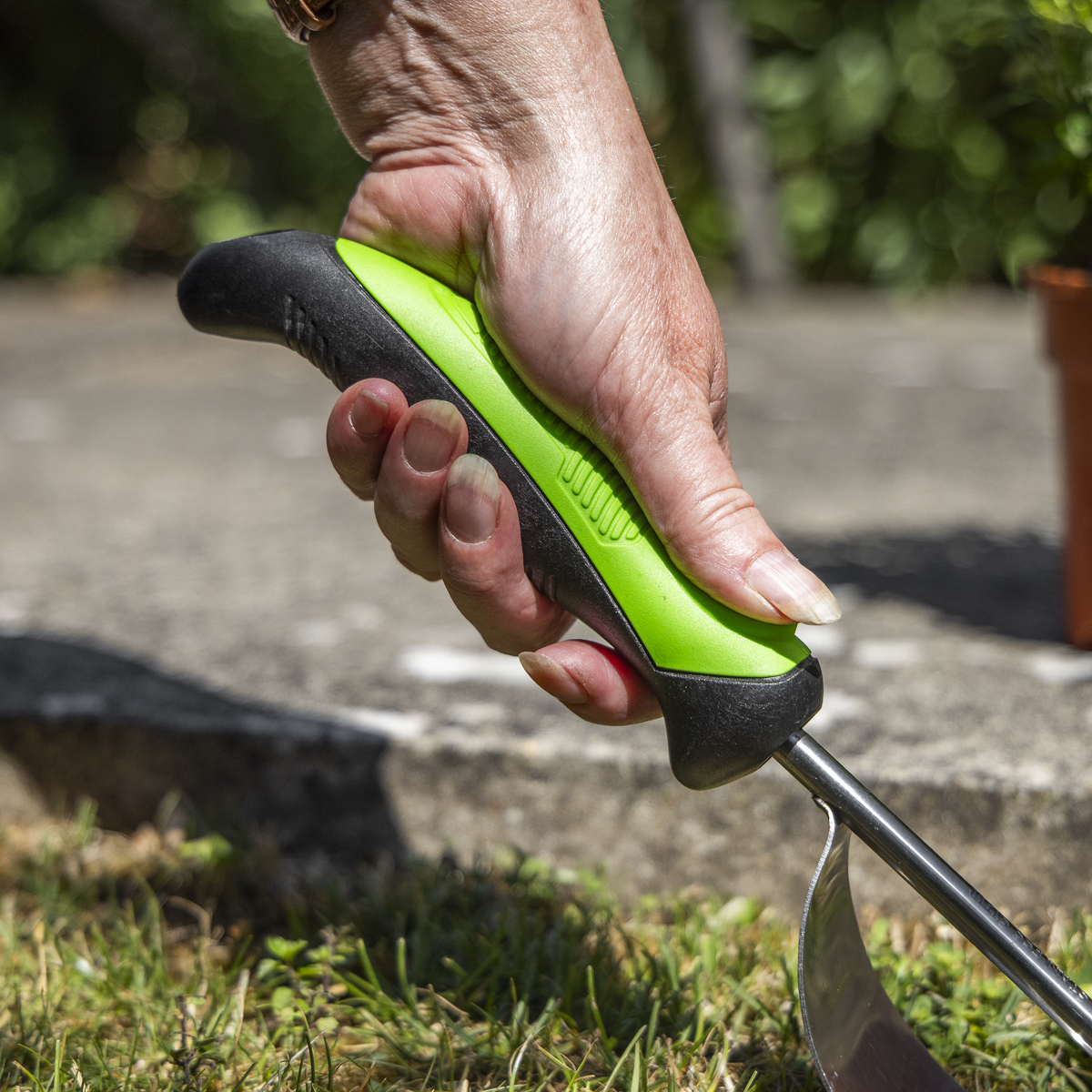 Hand Weeder with Soft Grip Handle & Stainless Steel Blade GTSG012