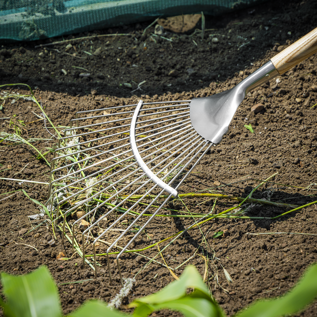 Lawn Rake with Long Ash Handle & Stainless Steel Tines GTWH010