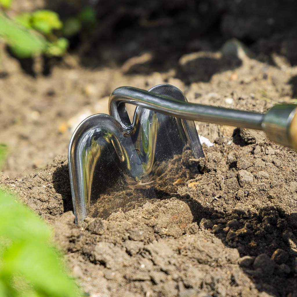 Mini Hoe with Ash Handle & Stainless Steel Blade GTWH019