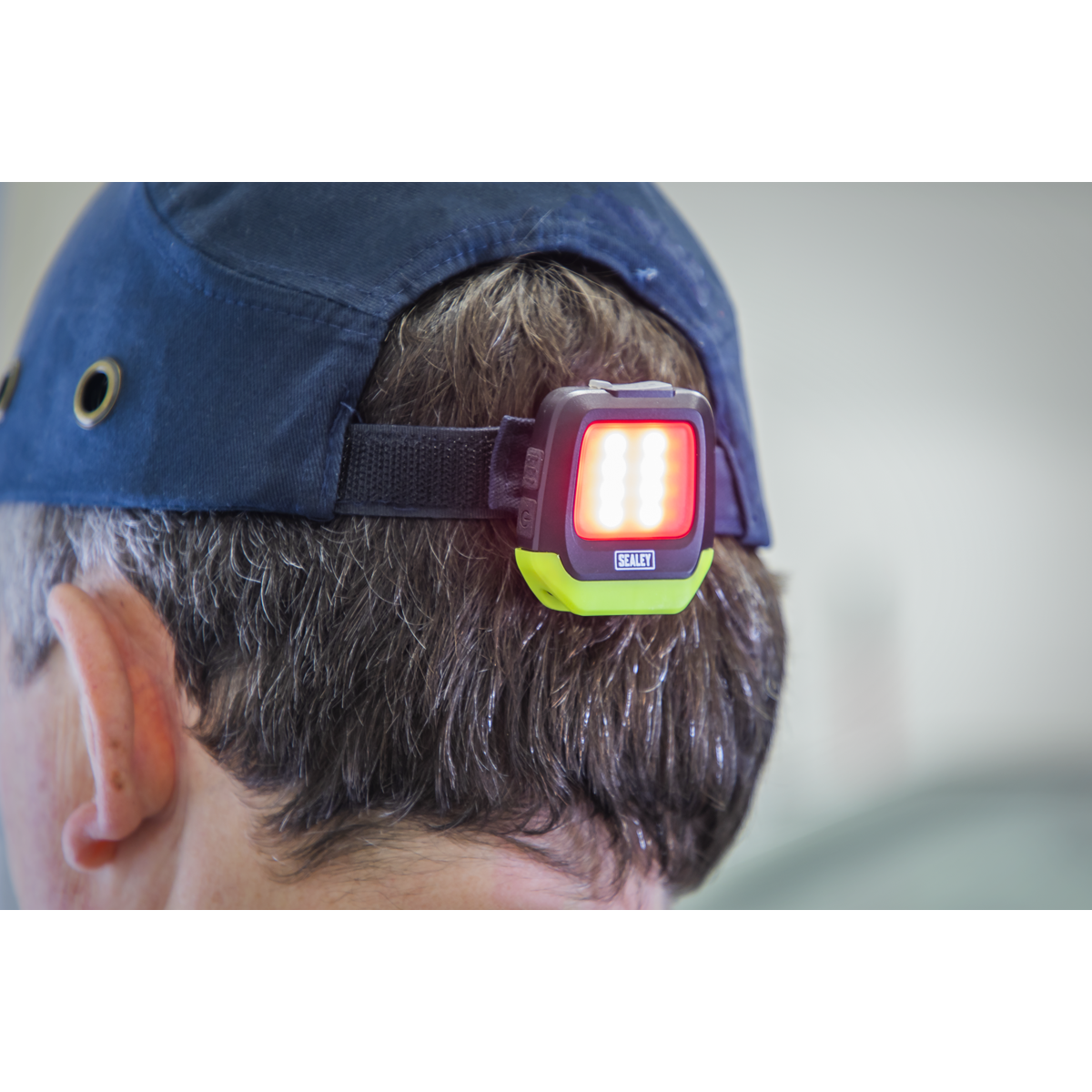 Rechargeable Clip Light with Auto-Sensor 2W & 1.5W SMD LED HT02LED