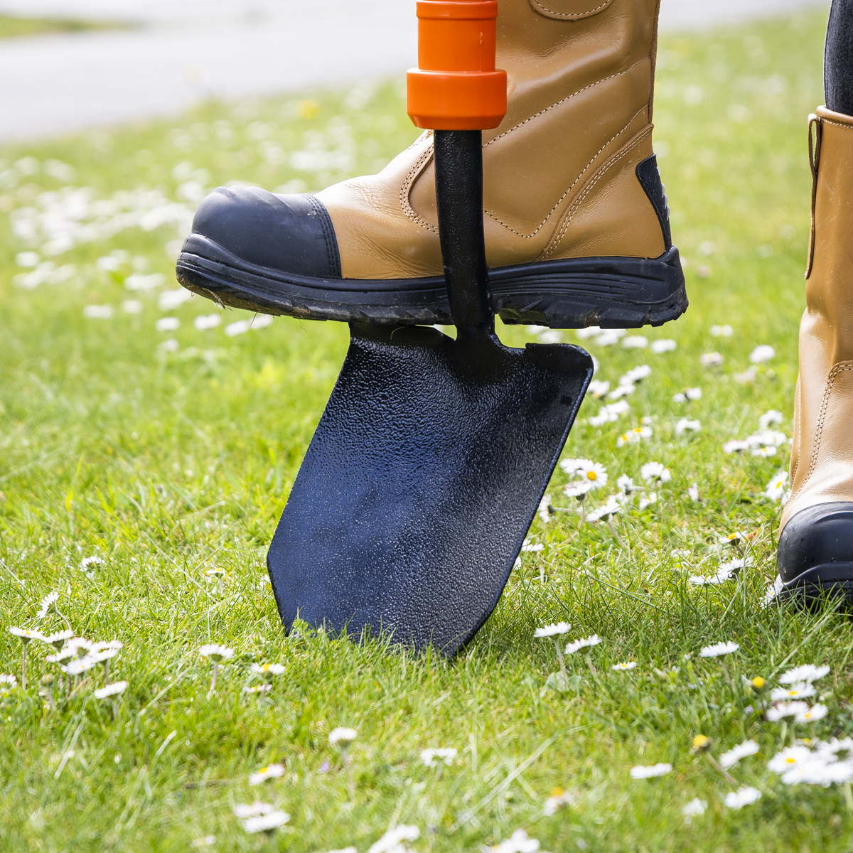 Insulated General Service Shovel HVCT07