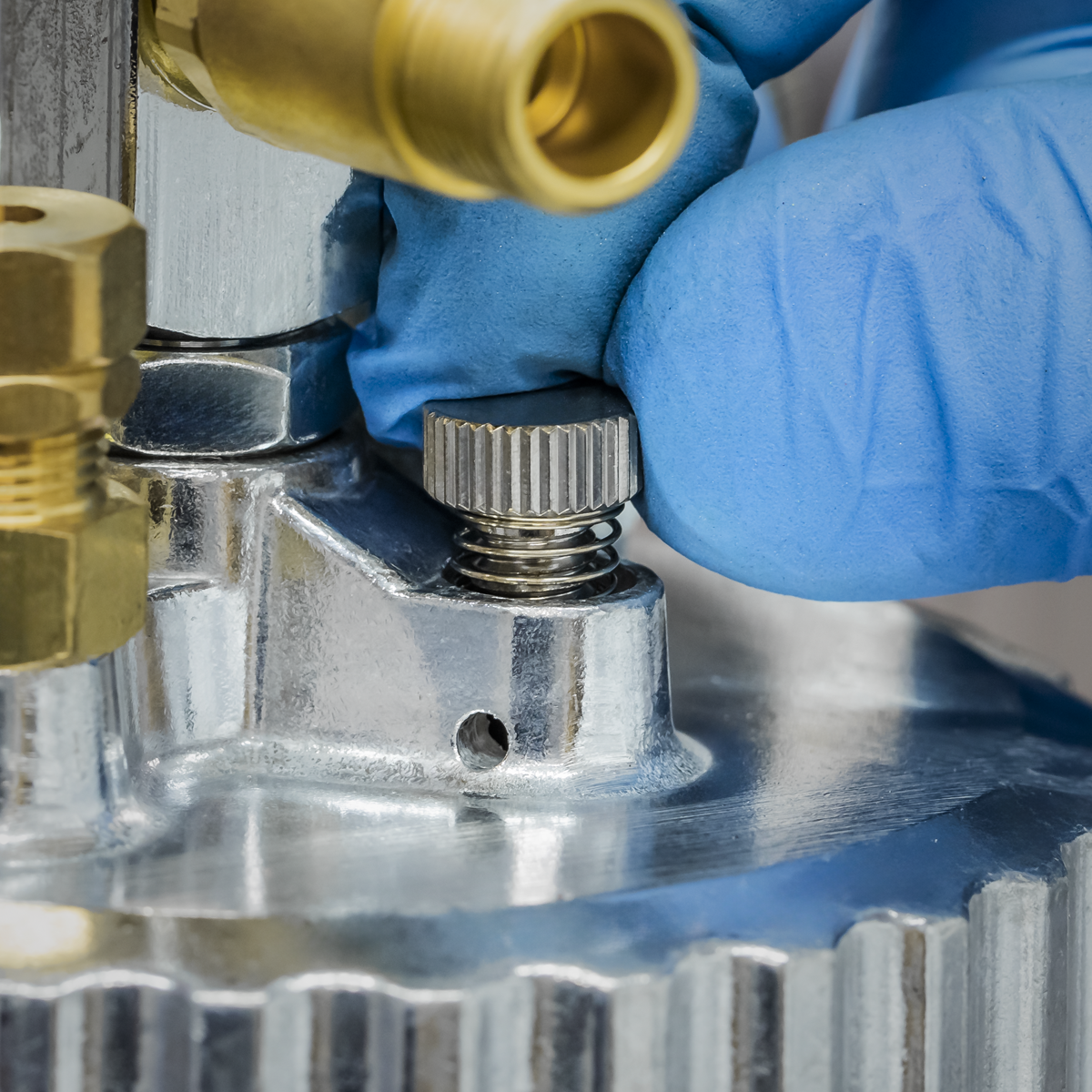 HVLP Pressure Pot System with Spray Gun & Hoses 1.7mm Set-Up HVLP-79/P