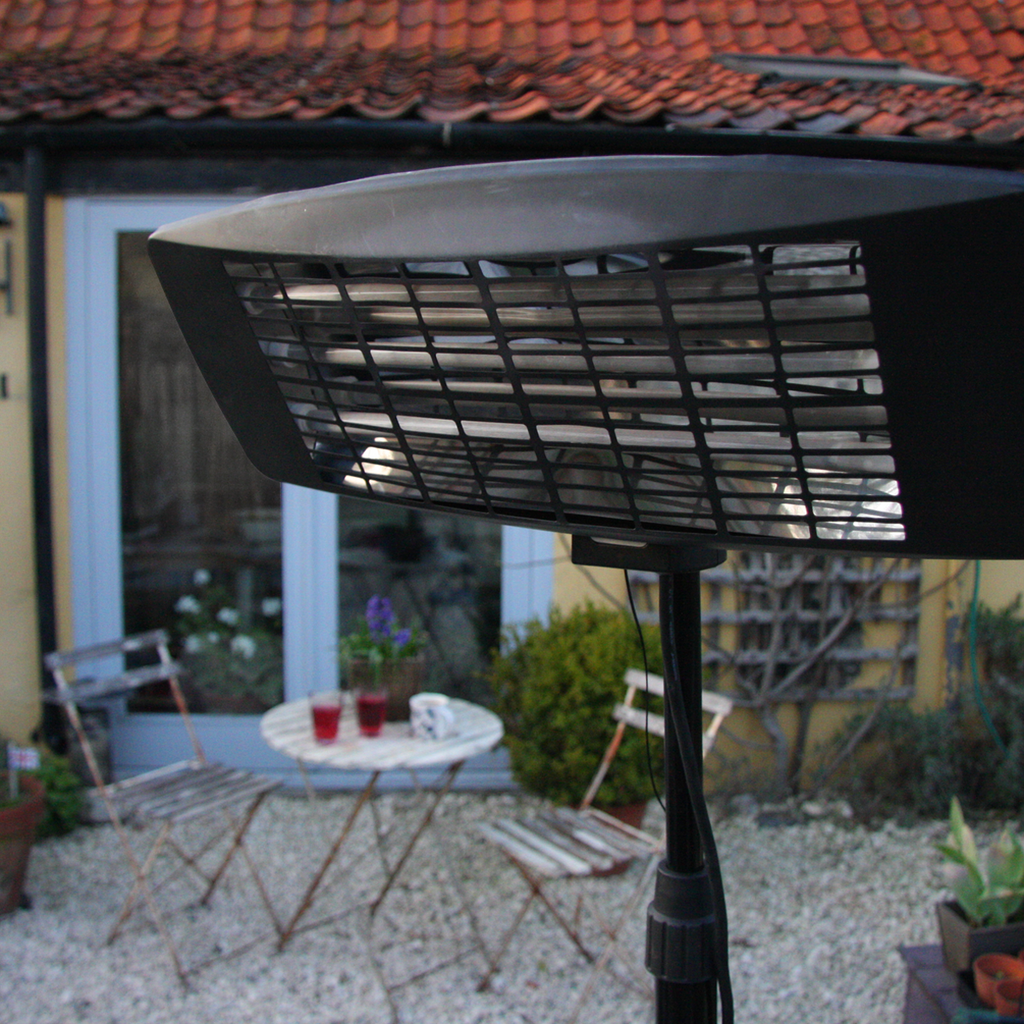 Infrared Quartz Patio Heater with Telescopic Floor Stand 2000W/230V IFSH2003