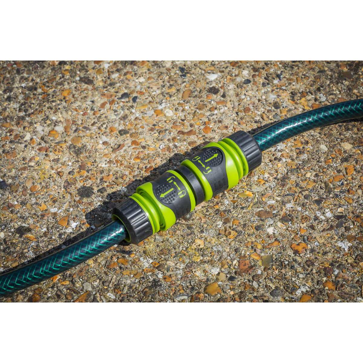 2-Way Water Hose Connector JS3026
