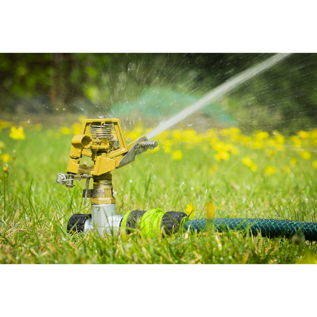 Pulsating Water Sprinkler on Metal Spike JS303