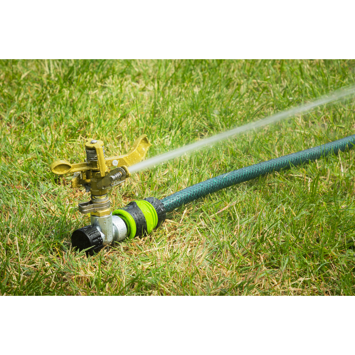 Pulsating Water Sprinkler on Metal Spike JS303