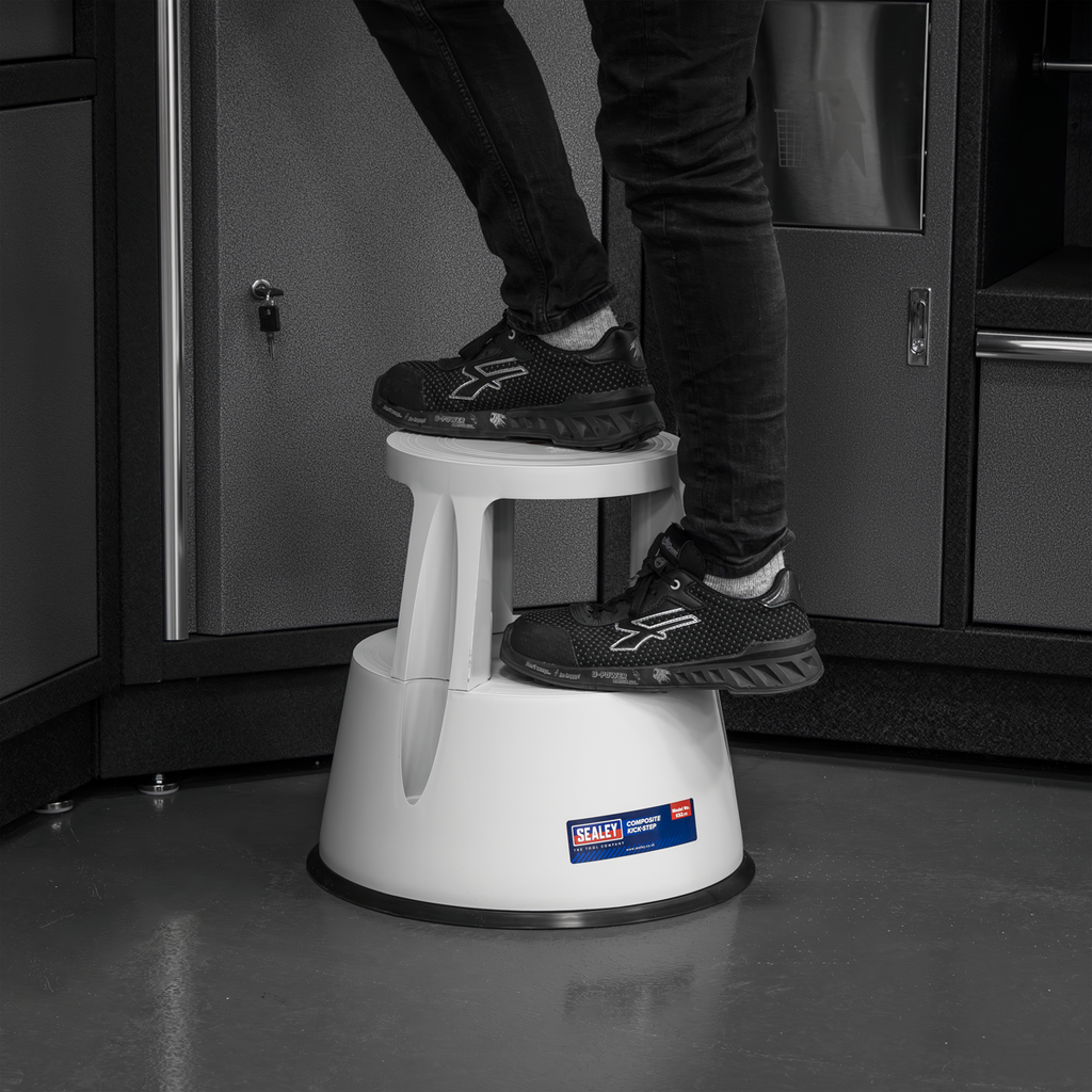 Composite Kick-Step - EN 14183 KS2