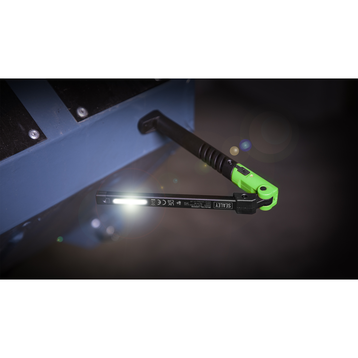 Rechargeable Slim Folding Pocket Light 2 COB & 1 SMD LED - Green LED01G