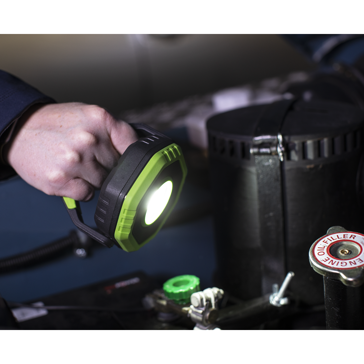 360° Rechargeable Pocket Floodlight with Magnet 14W COB LED - Green LED1400P