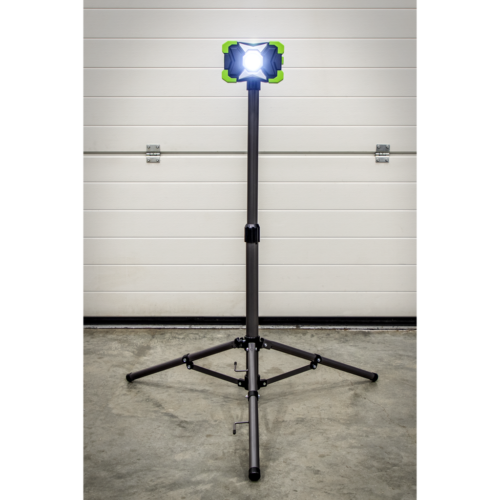 Portable Floodlight & Telescopic Tripod 15W COB LED LED1500PBKIT