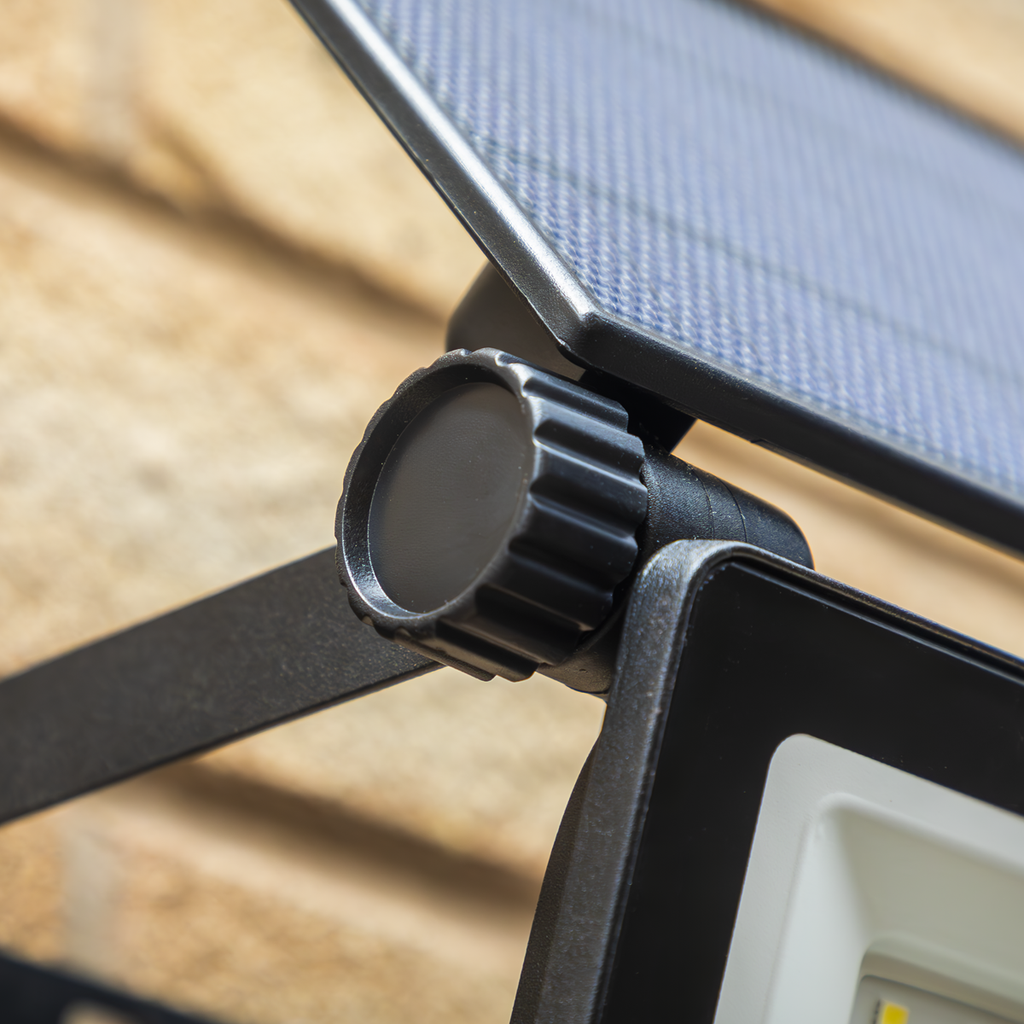 30W SMD LED Extra-Slim Solar Floodlight with Wall Bracket LED30S