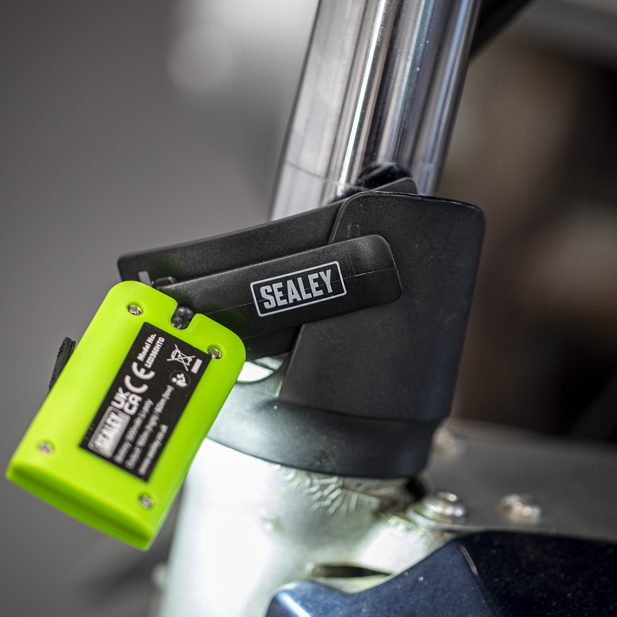 Rechargeable Head Torch with Auto-Sensor 2W COB LED - Green LED360HTG