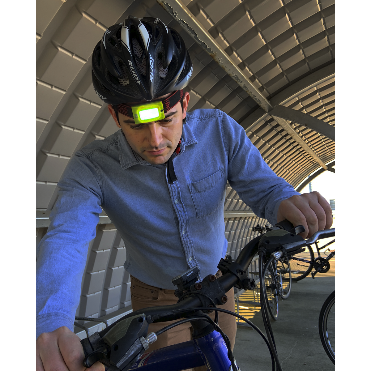 Rechargeable Head Torch with Auto-Sensor 2W COB LED - Green LED360HTG