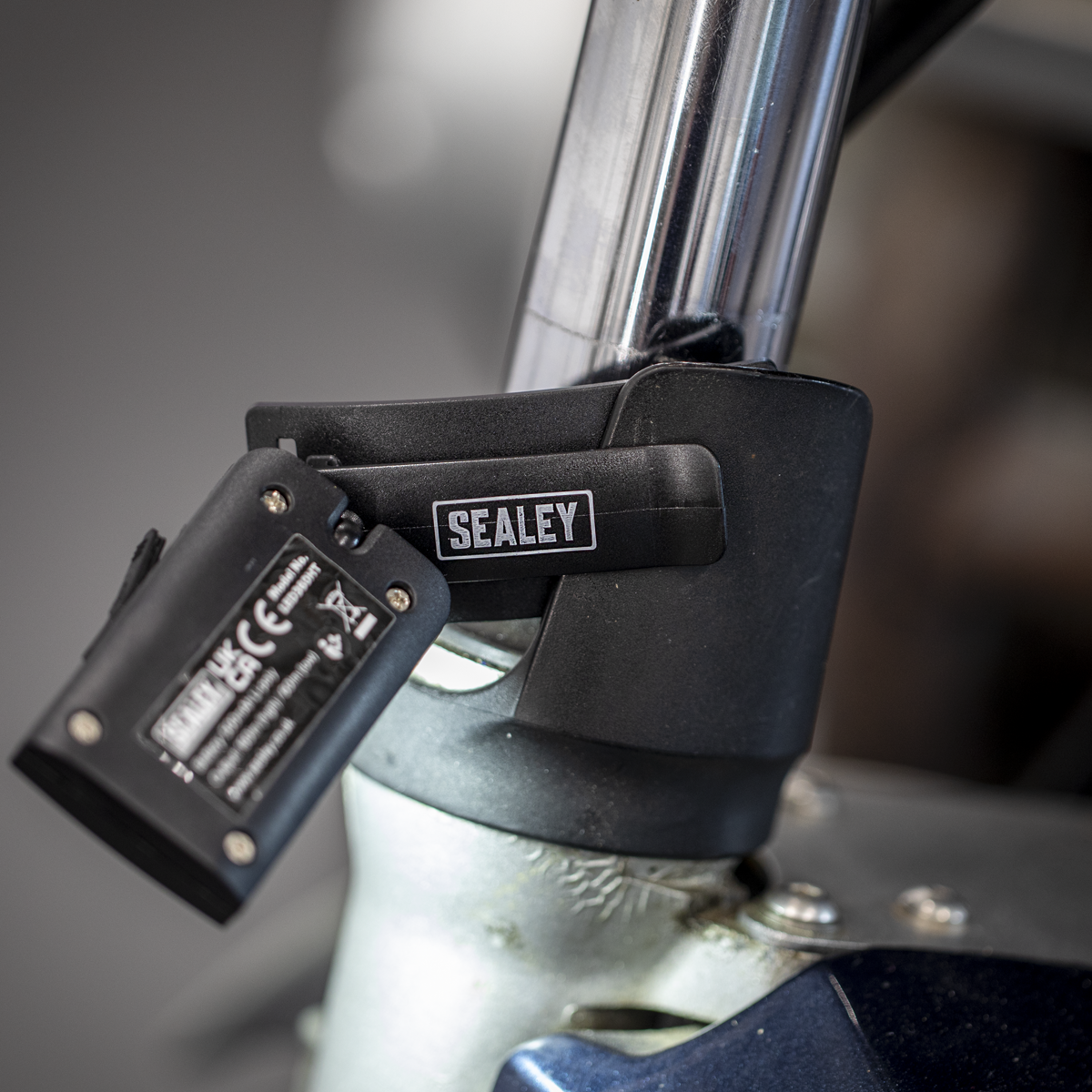 Rechargeable Head Torch with Auto-Sensor 2W COB LED - Black LED360HT