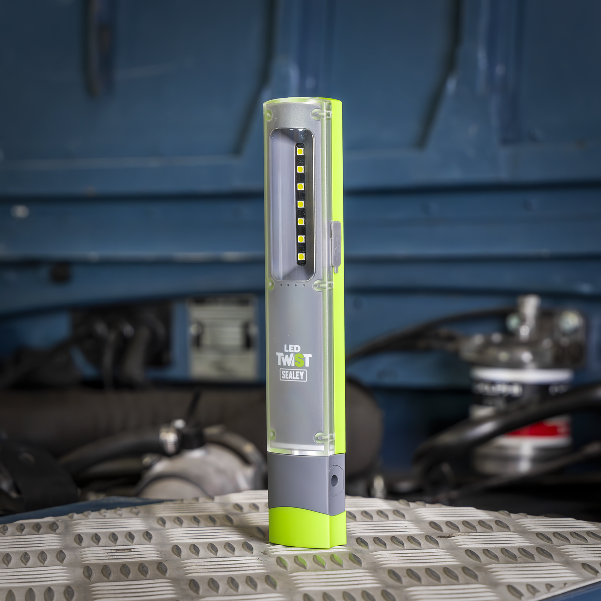 LED Twist® Rechargeable Inspection Light 2W & 1W SMD LED LED401G