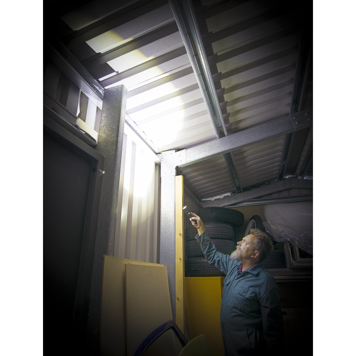 Rechargeable Aluminium Torch with Adjustable Focus 5W SMD LED LED4491