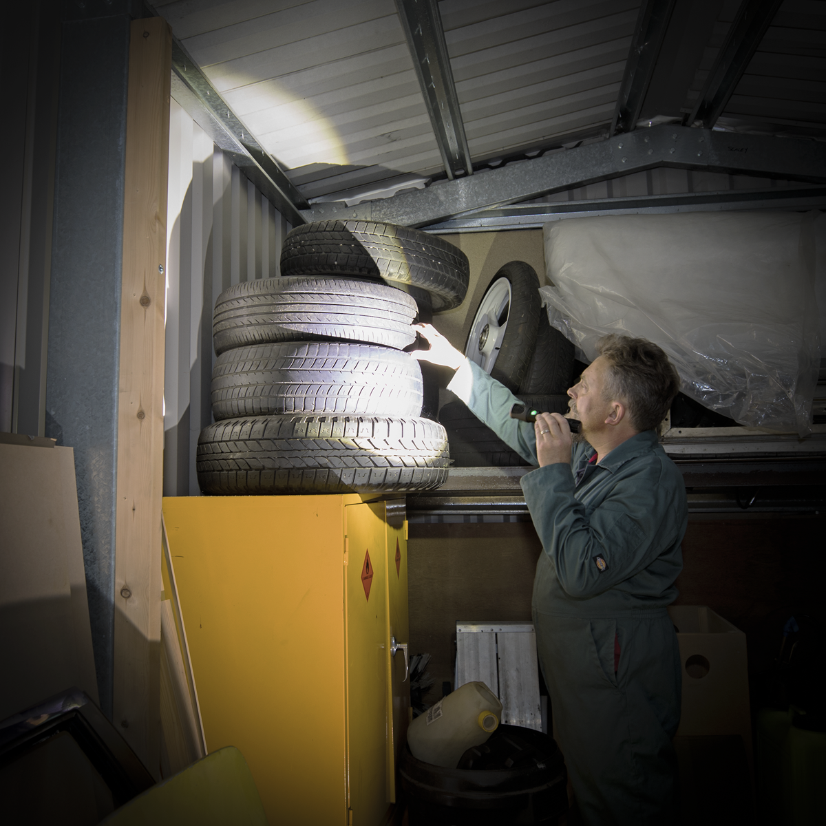 Rechargeable Aluminium Torch with Adjustable Focus 10W SMD LED LED4492