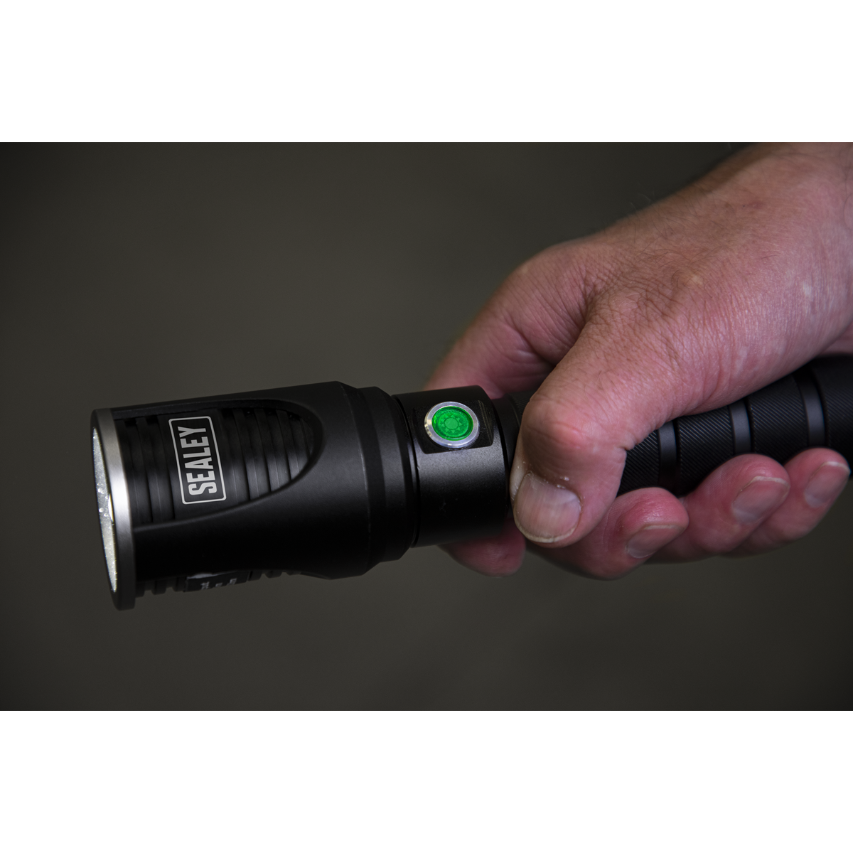 Rechargeable Aluminium Torch with Adjustable Focus 20W SMD LED LED4493