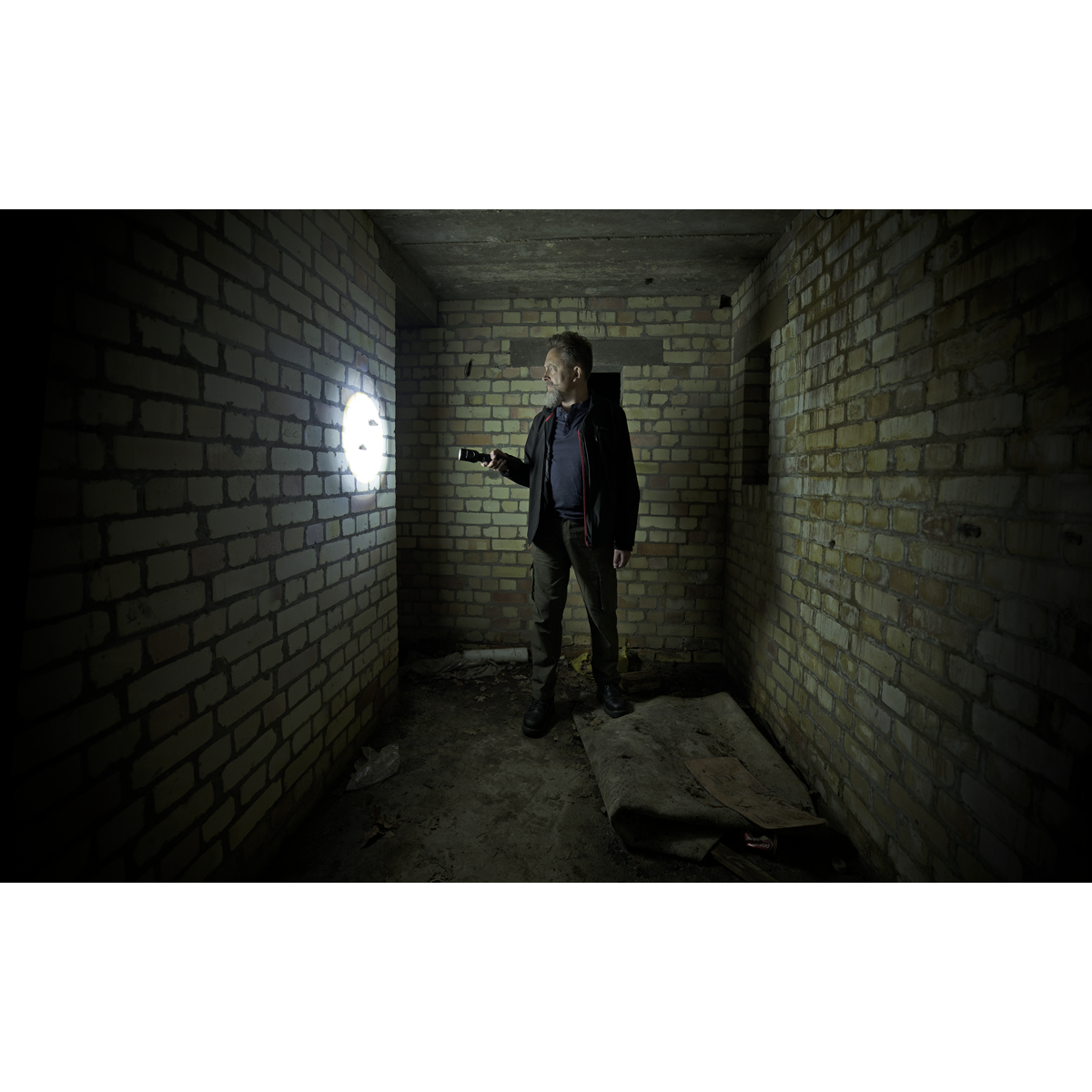 Rechargeable Aluminium Torch with Adjustable Focus 20W SMD LED LED4493