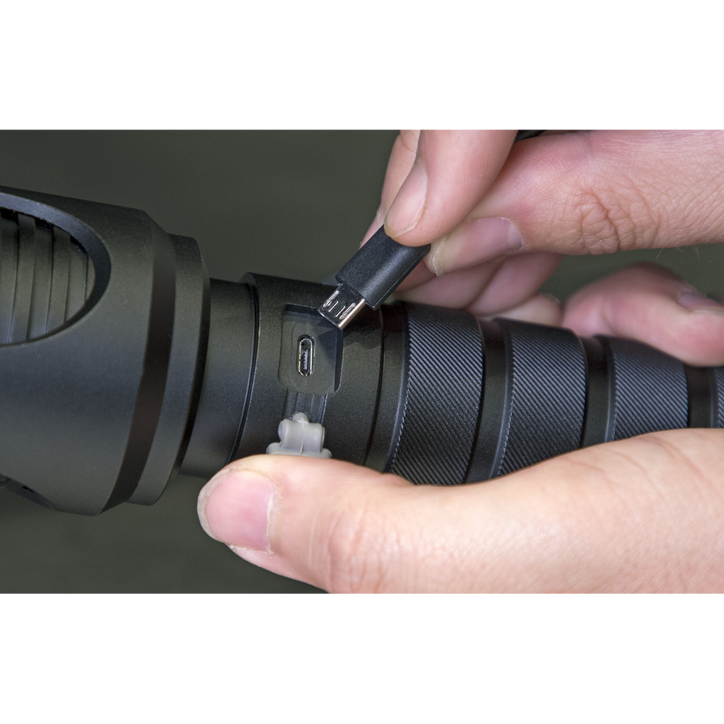 Rechargeable Aluminium Torch with Adjustable Focus 20W SMD LED LED4493