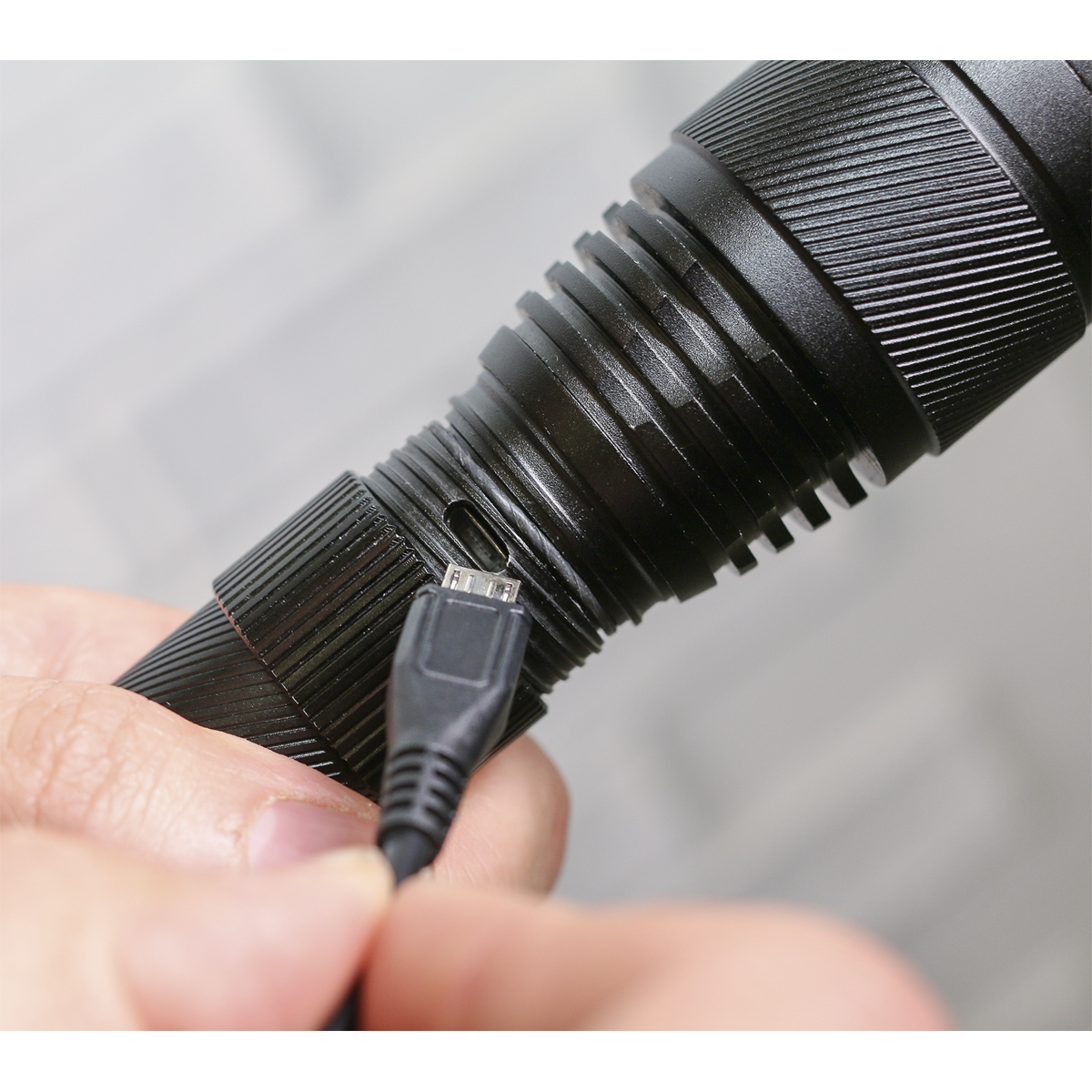 Rechargeable Aluminium Torch with Adjustable Focus 10W SMD LED LED449