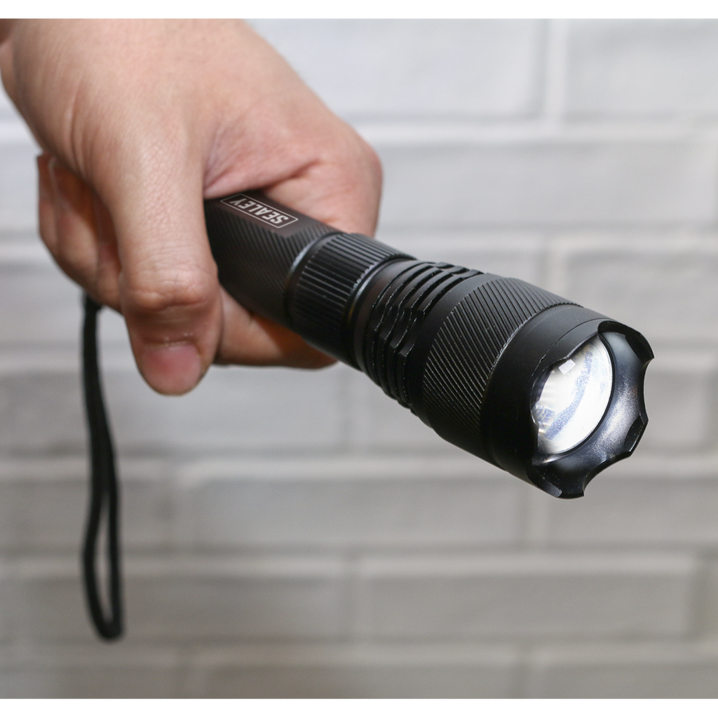 Rechargeable Aluminium Torch with Adjustable Focus 10W SMD LED LED449
