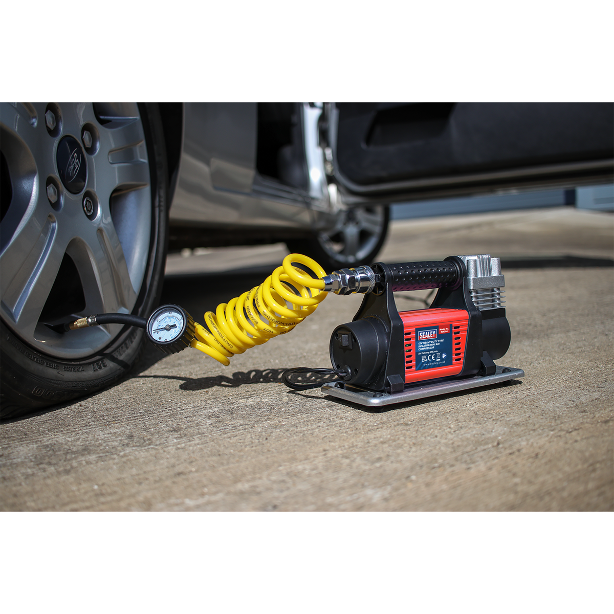 Heavy-Duty Tyre Inflator/Mini Air Compressor 12V MAC04