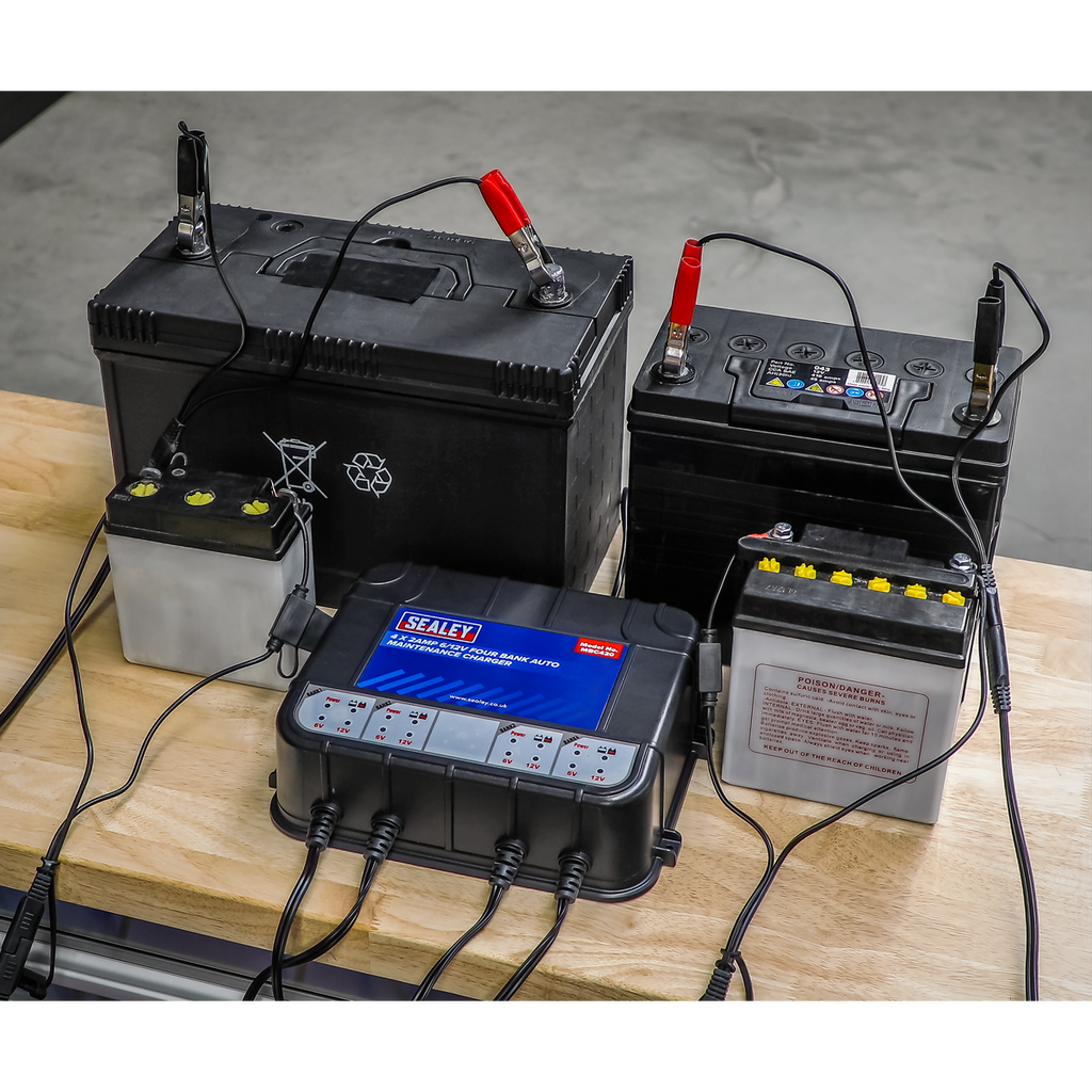 6/12V 4 Bank Auto Maintenance Charger 8A (4 x 2A) MBC420