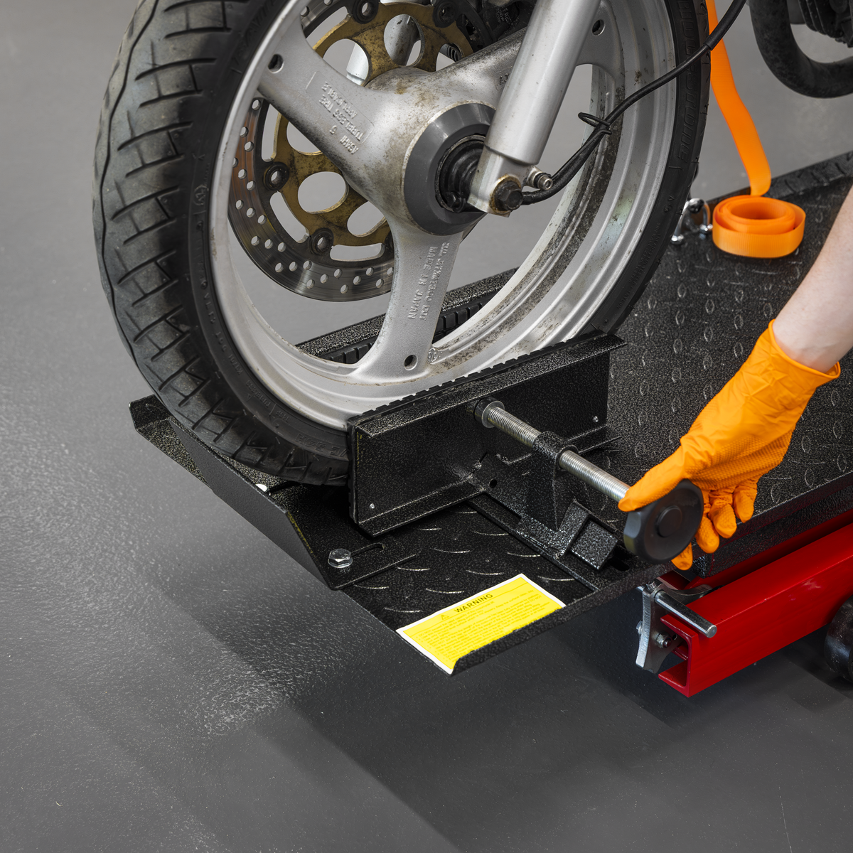 Hydraulic Motorcycle Lift 363kg Capacity MC365