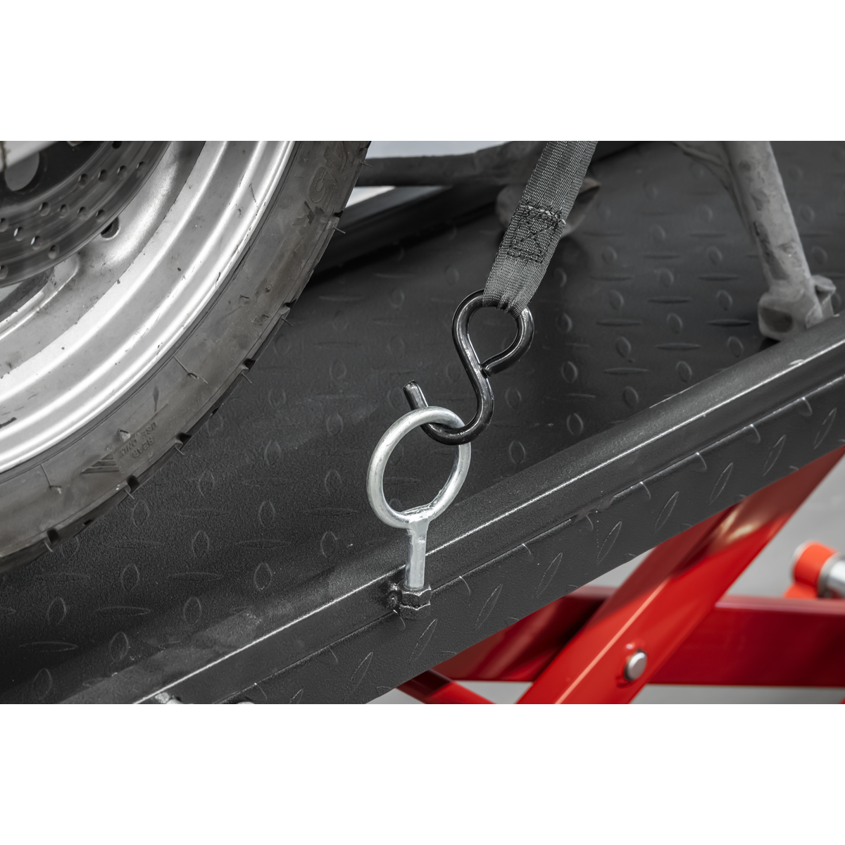 Hydraulic Motorcycle Lift 450kg Capacity MC550