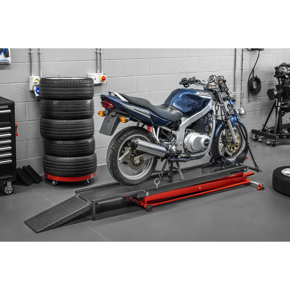 Hydraulic Motorcycle Lift 450kg Capacity MC550