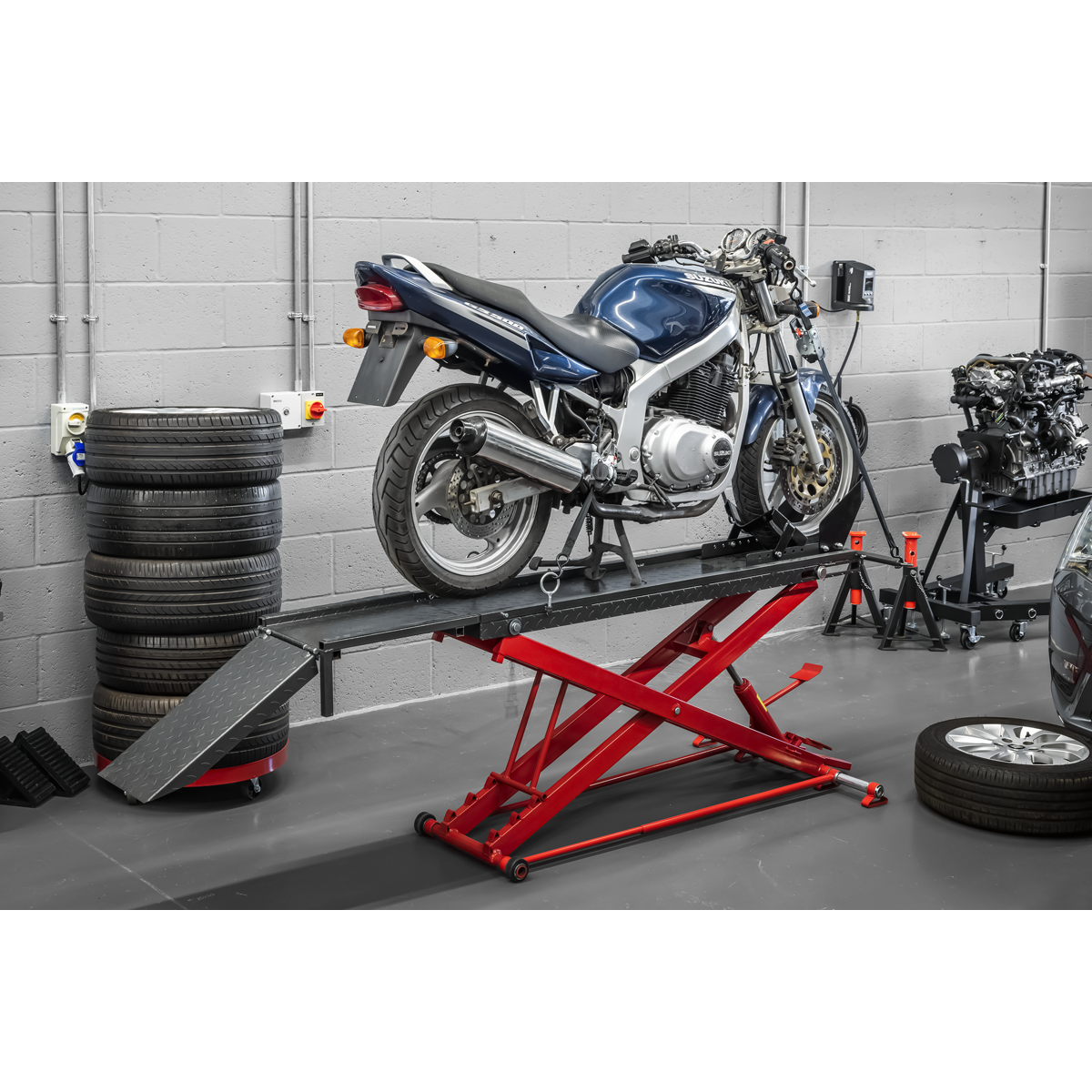 Hydraulic Motorcycle Lift 450kg Capacity MC550