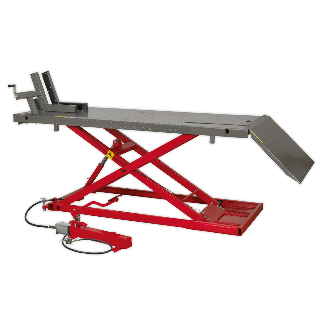 Heavy-Duty Air/Hydraulic Motorcycle Lift 680kg Capacity MC680A