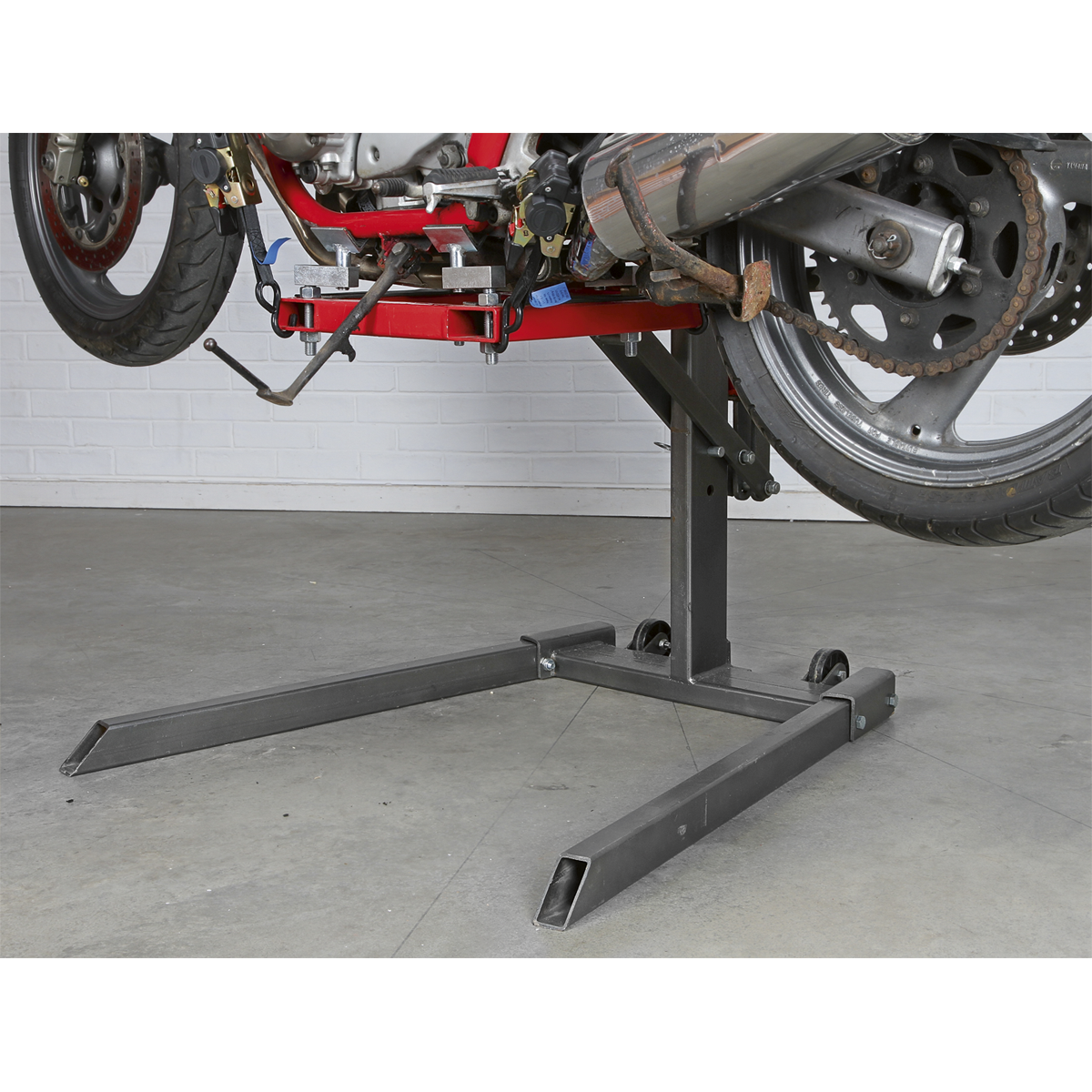 Single Post Hydraulic Portable Motorcycle Lift 450kg Capacity MCL500