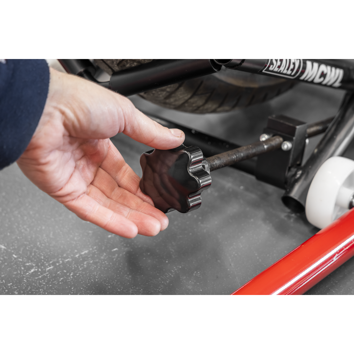 Motorcycle Wheel Adjustable Support with Rollers MCWL