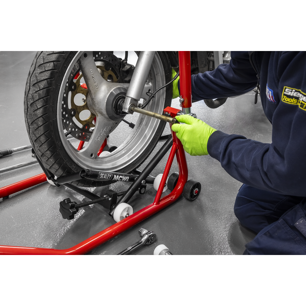 Motorcycle Wheel Adjustable Support with Rollers MCWL