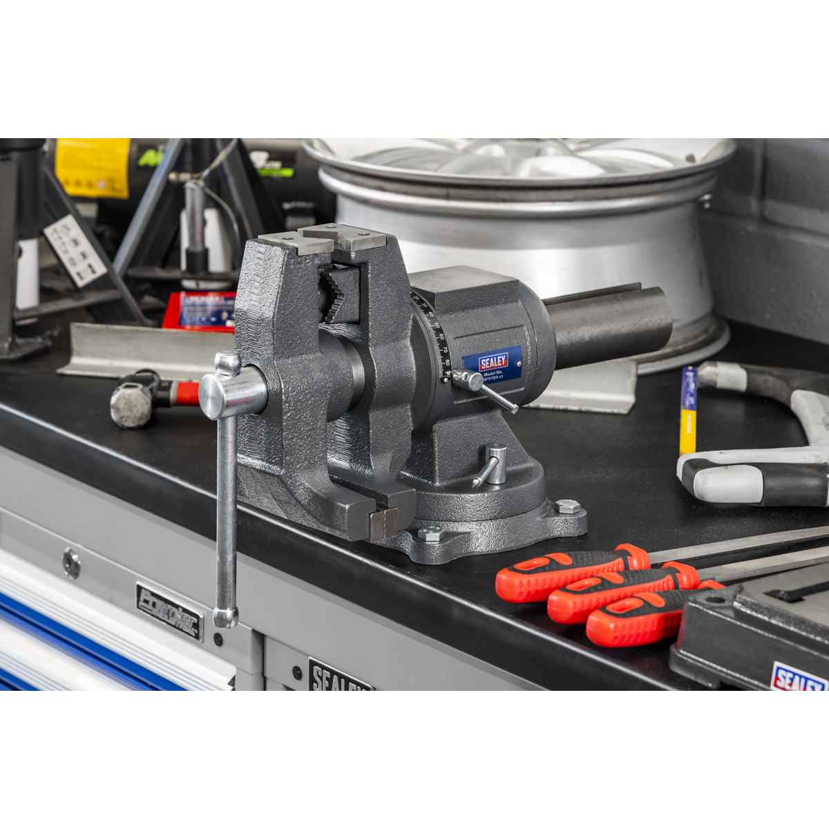 Multifunction Cast Iron Vice with Swivel Base 150mm MFV150