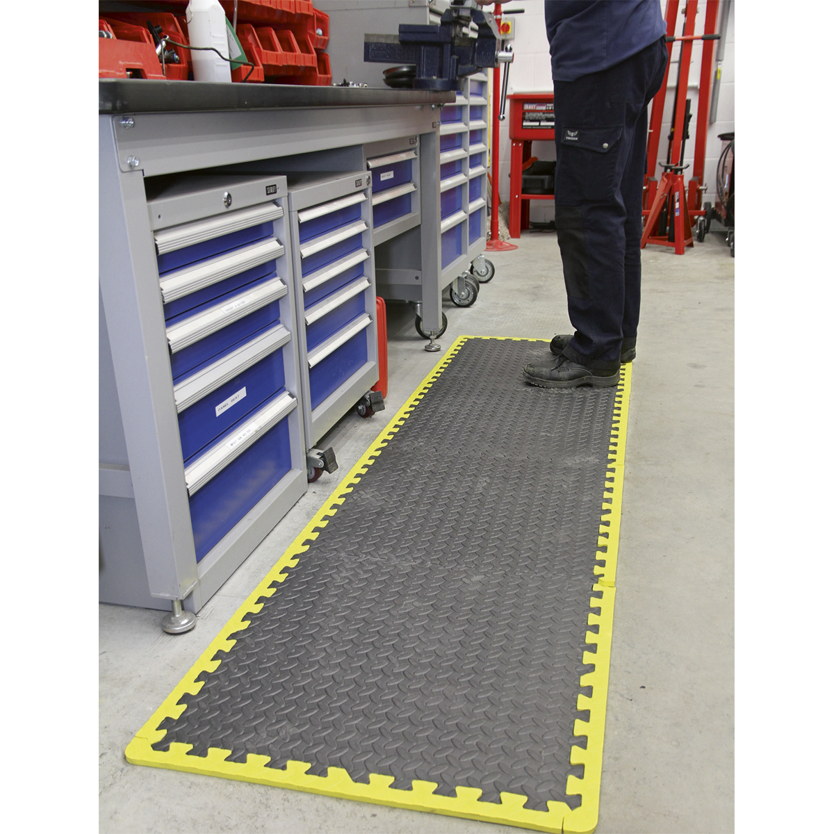Interlocking EVA Foam Workshop Mat Set with Hi-Vis Edges 1240 x 1825mm MIC1218Y3