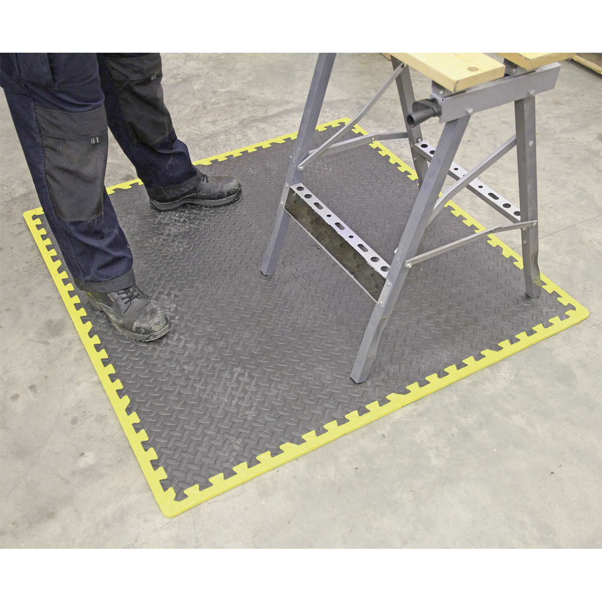 Interlocking EVA Foam Workshop Mat Set with Hi-Vis Edges 1240 x 1825mm MIC1218Y3